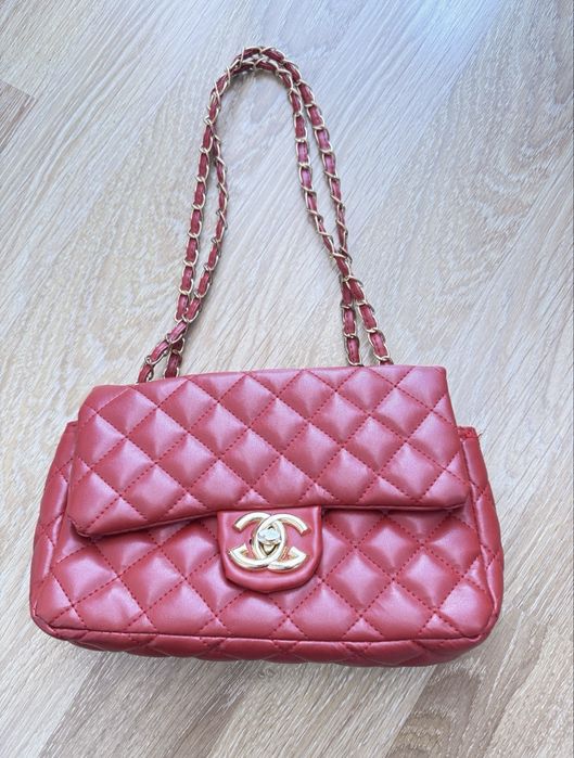 Червена чанта Chanel