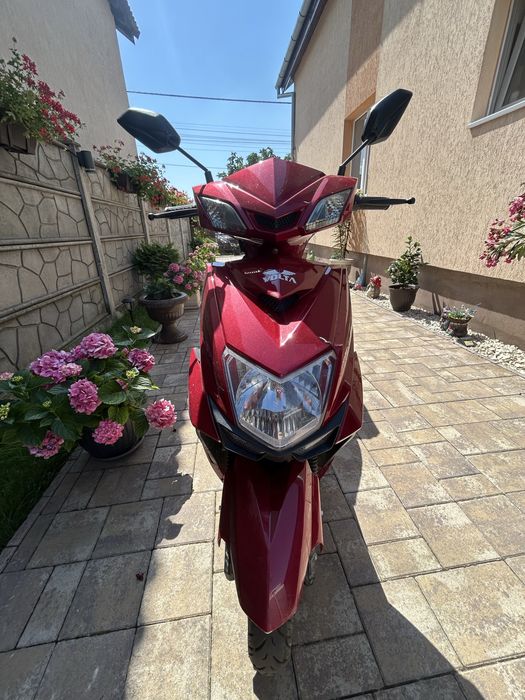 Vand scuter electric vs1