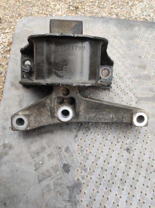 Тампон двигател за Пежо-1007,1.4(бензин)