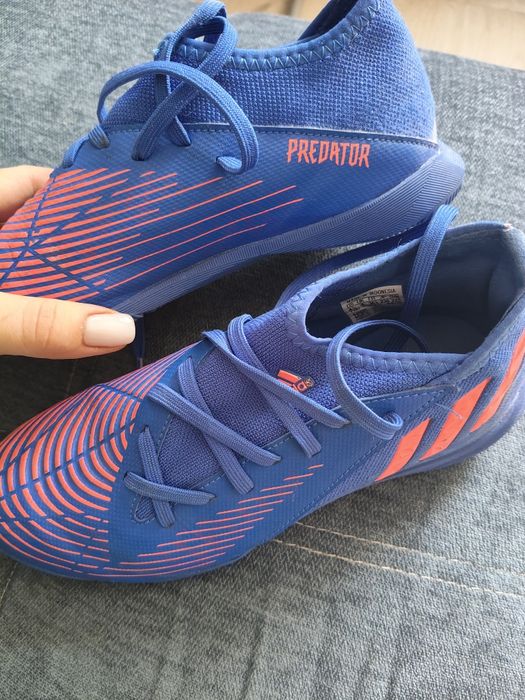 Бутсы футбольные