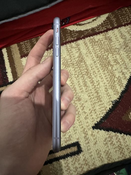 Срочно iphone 11 сотилвоти