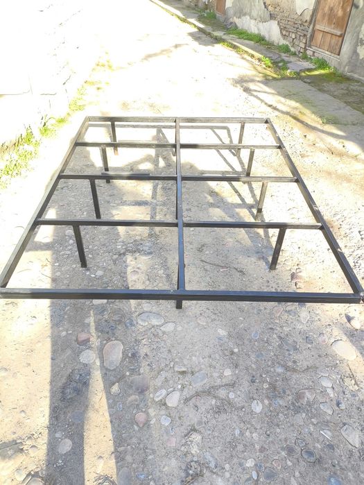 Металлический каркас кровать