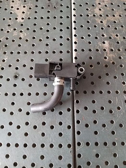 Senzor presiune gaze 2.0 tdi audi a4 b9 8w 03l906051d