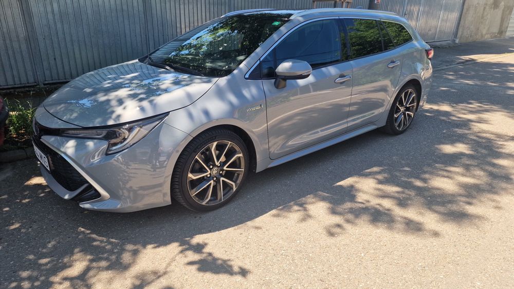 Toyota corolla 2.0 hybrid Premium