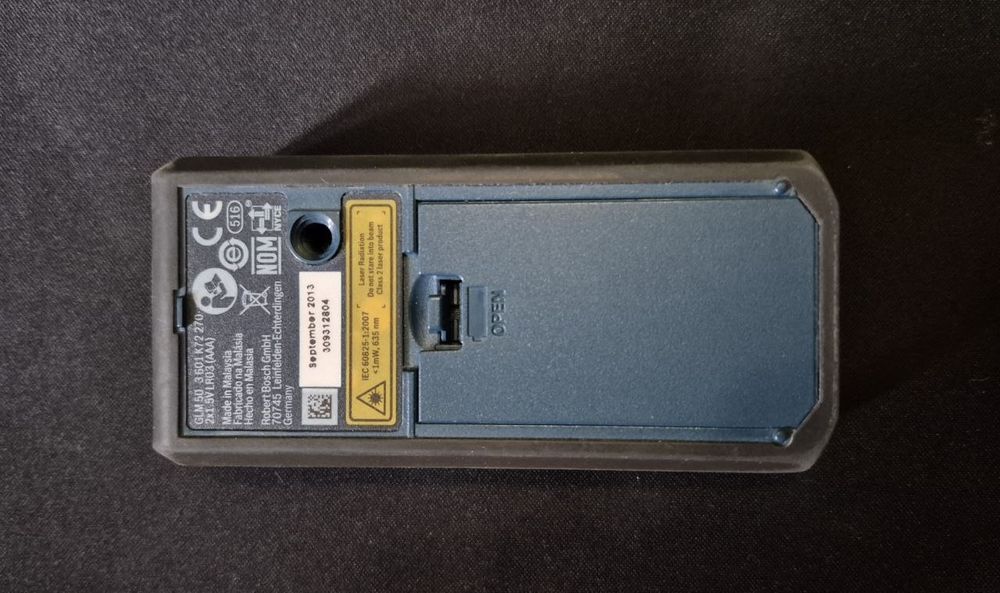 Лазерный дальномер Bosch GLM 50 Professional оригинал