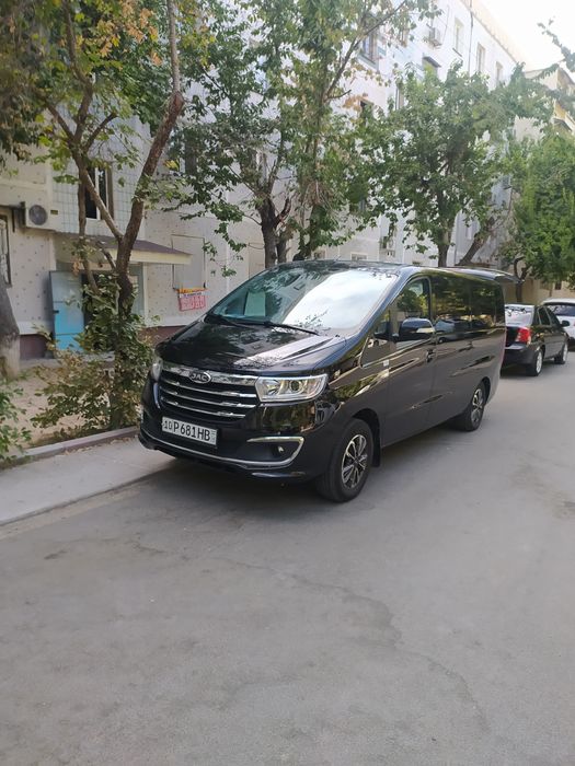 Miniven Amirsoy mikroavtobus 8 mest komfort skidka qib beramiza kandit