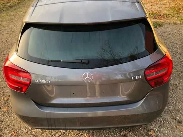 Dezmembrez Mercedes A class 180/OM608/usa/haion/stopuri/faruri/motoir/cutie/interior/grila/bara/jante/volan
