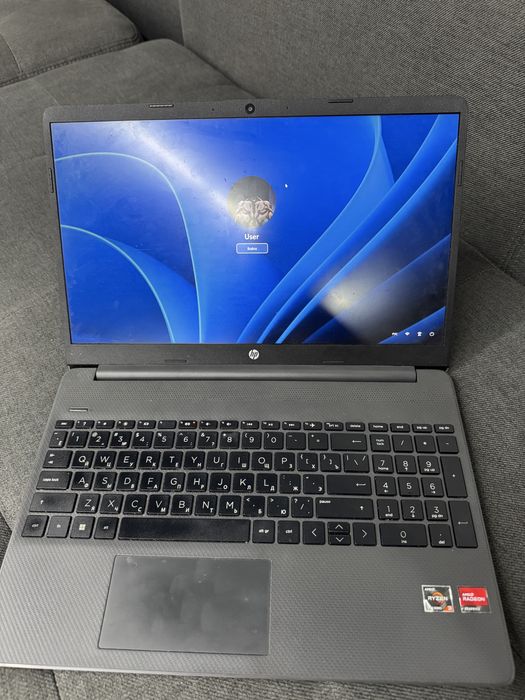 Продается ноутбук HP Laptop 15s-eq2xxx