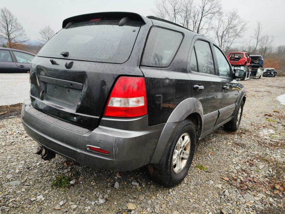 kia sorento / Киа Соренто 2.5 дизел 140кс. на части ръчка