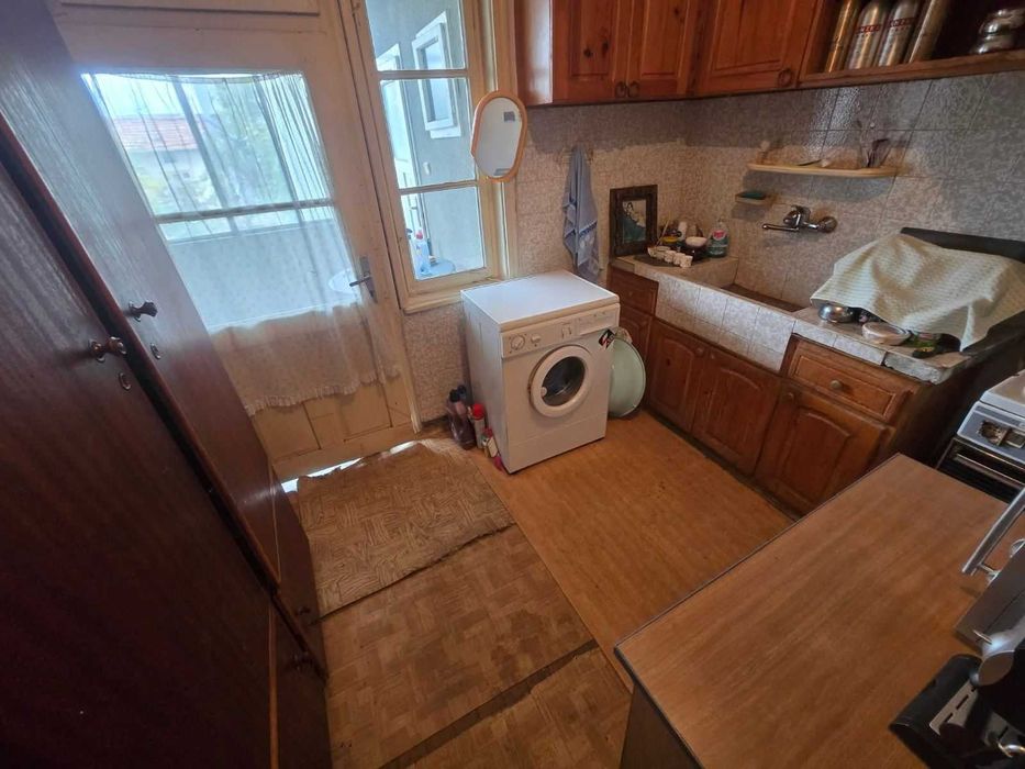 Продава се Къща в Петрич - 311 кв.м за 965 €/кв.м - Снимка #8