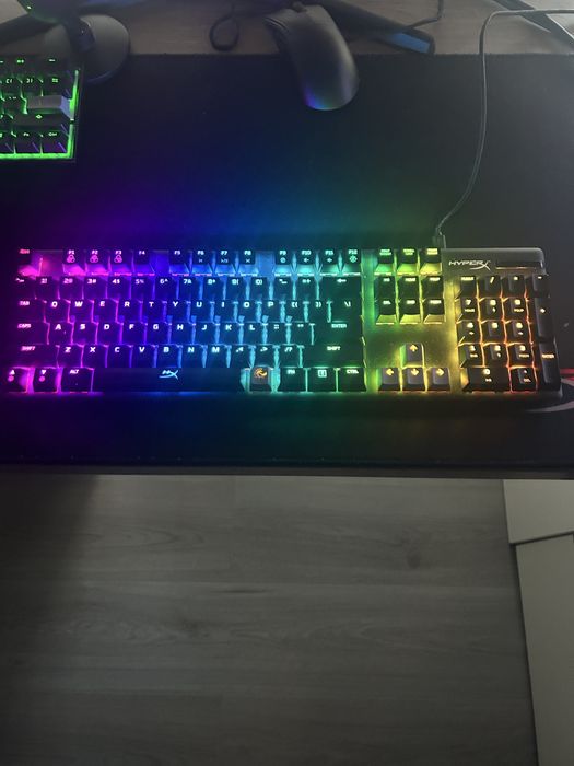 Tastura gaming mecanica HyperX Alloy Origins RGB