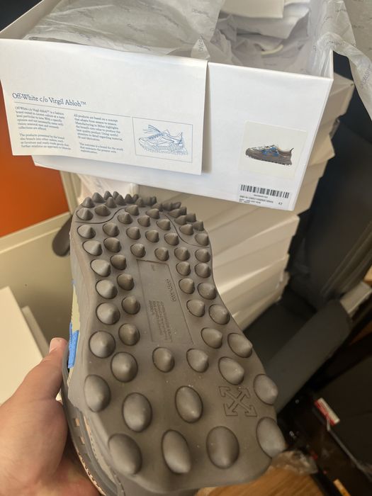 Off white odsy (marimi 41;42)