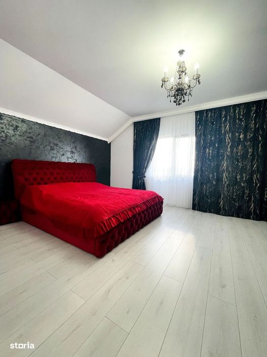 Casă de vânzare – 6 camere P+M, Haieu