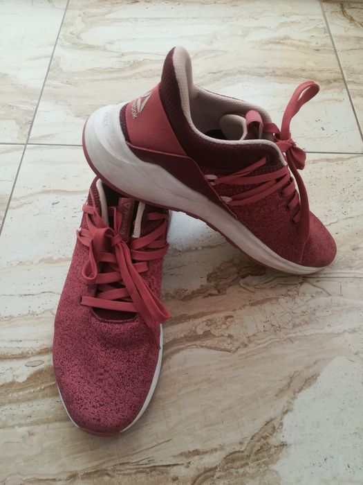 Дамски оригинални маратонки REEBOK