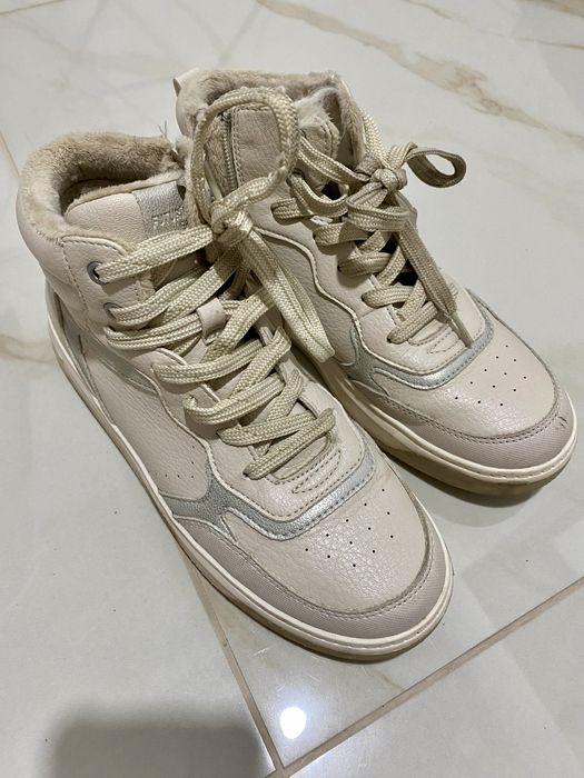 Ботинки на девочку