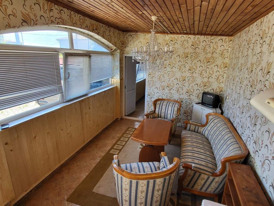 Дава се под наем Двустаен апартамент в Варна, Бриз - 43 кв.м за 278.97 € - Снимка #1