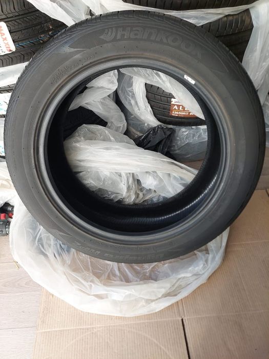 Шина Hankook 235/55/20