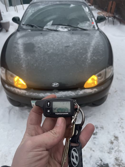 Продам машину хендай