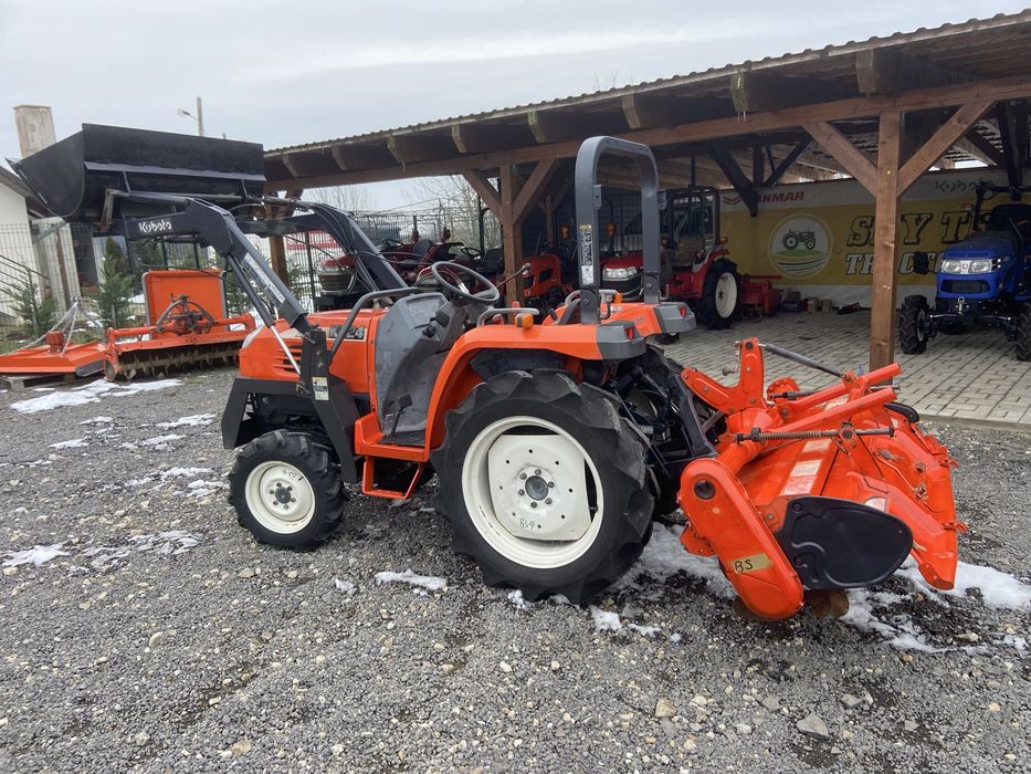 Tractor japonez kubota KT24, 4x4, 24cp, incarcator frontal ori