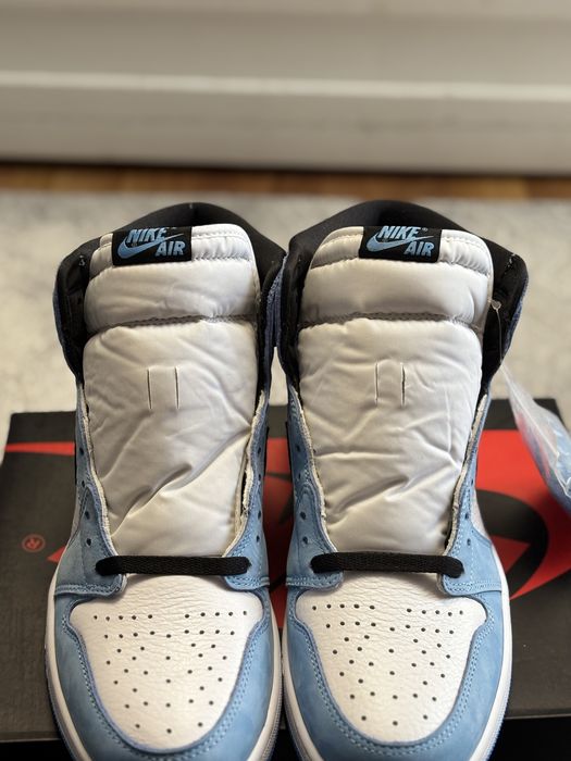 Nike Air Jordan 1 High University Blue – stare nou marimea 43