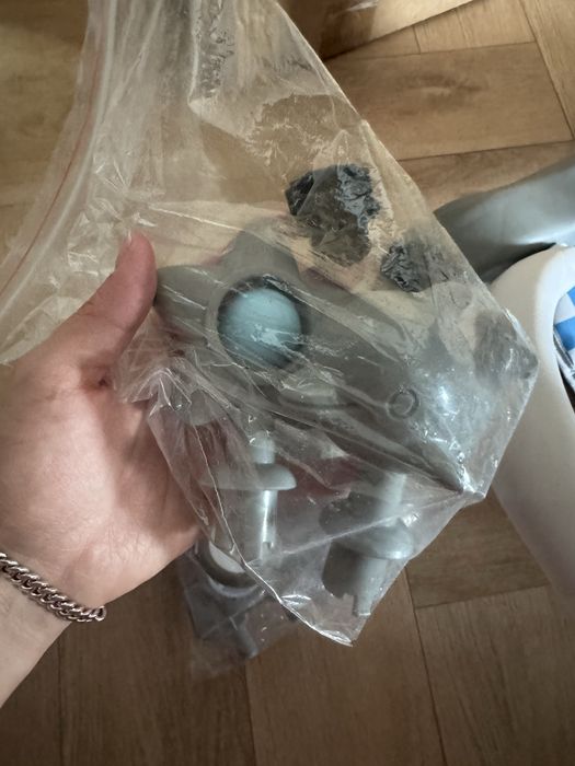 Продам ходунки новые