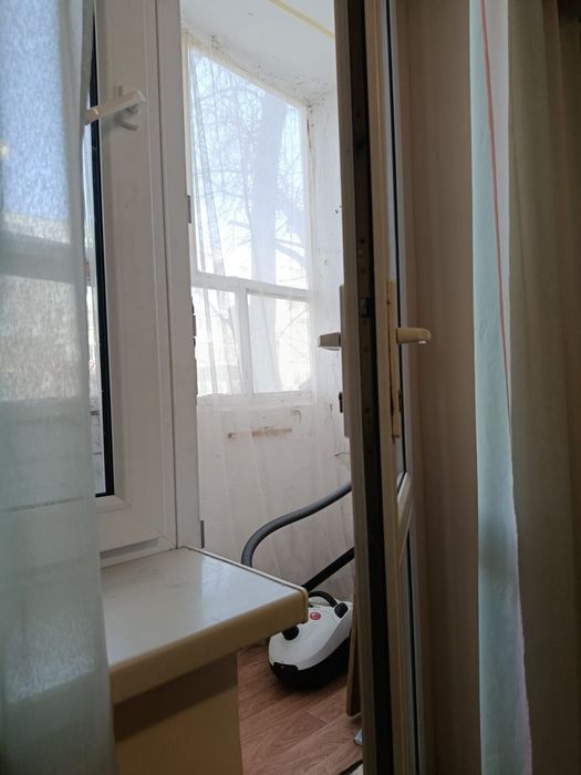 Сдам 1 комн. квартиру студию.