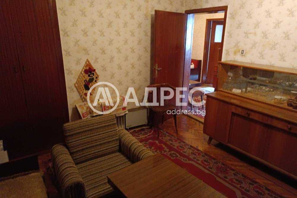 Продава се Многостаен апартамент в Разград, Варош - 109 кв.м за 1170 €/кв.м - Снимка #3