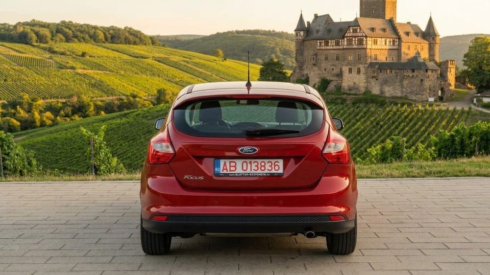FORD Focus 2011 — imagine 4