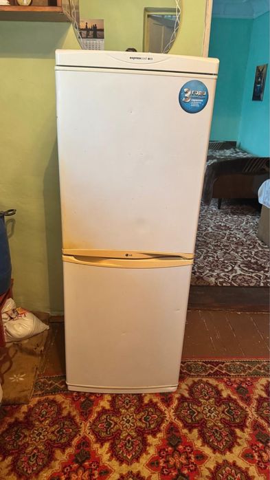 Холодильник, LG фирма, 2007 года