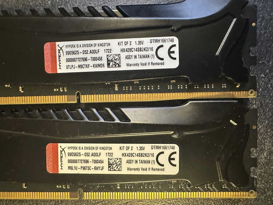 Memorii RAM DDR4 HyperX Savage Black 16GB Kit (2x8GB) 2800MHz XMP