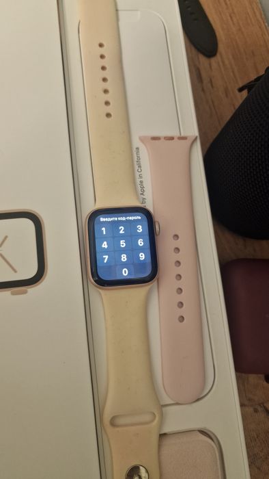 Продам часы apple watch 4series
