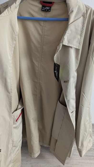 Pardesiu bărbați mărimea XXL produs Nou