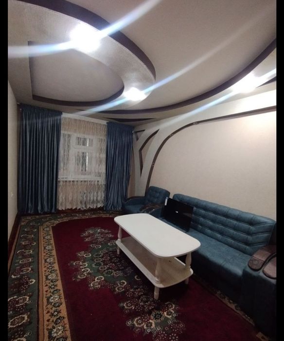 Сергели-8А  2/2/9 Балкон 2*6 Срочна Арендага Берилади.