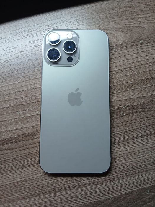 Продаётся iPhone 16 pro max