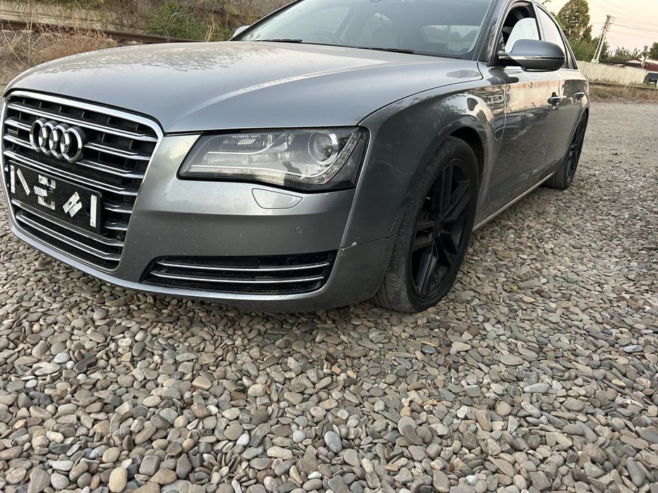 Stop stânga aripă Audi A8 4H 2012