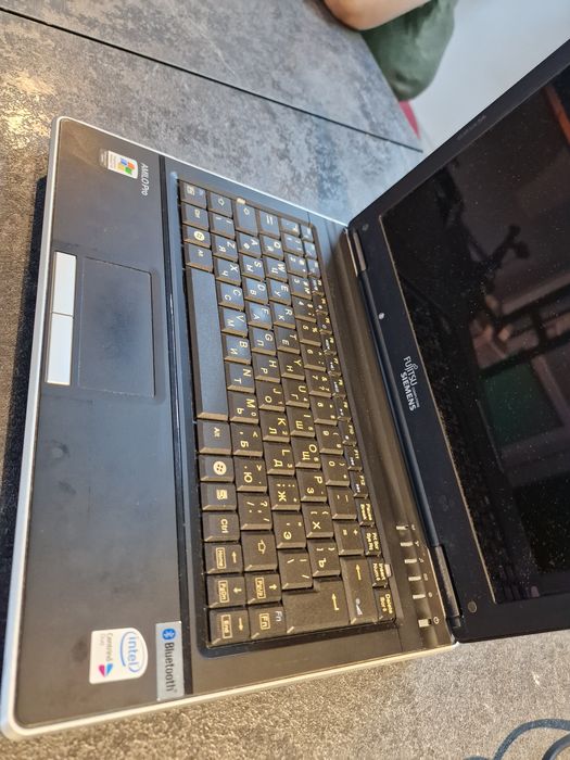 Продам ноутбук на запчасти