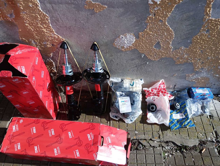 Honda jazz (2002-2008) гуми и части