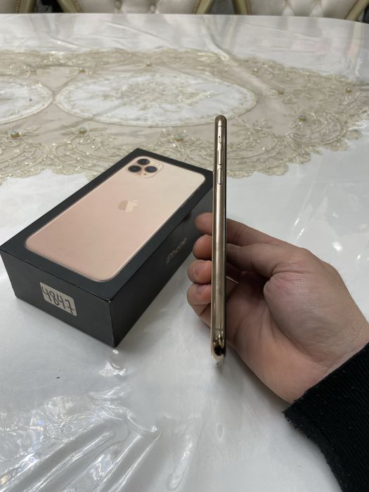 Iphone 11 Pro Max srochna sotiladi