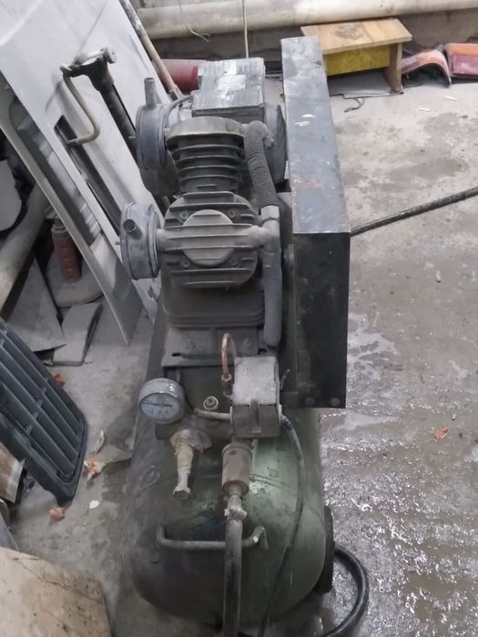 Продам компрессор