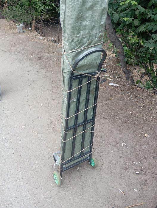 Тележки продаются.