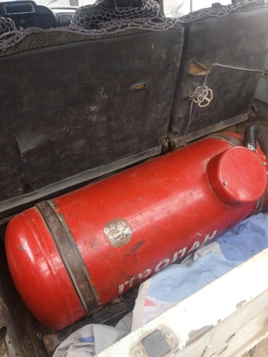 Продам УАЗ пятиместный