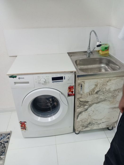 Podval sotiladi Ofis uchun