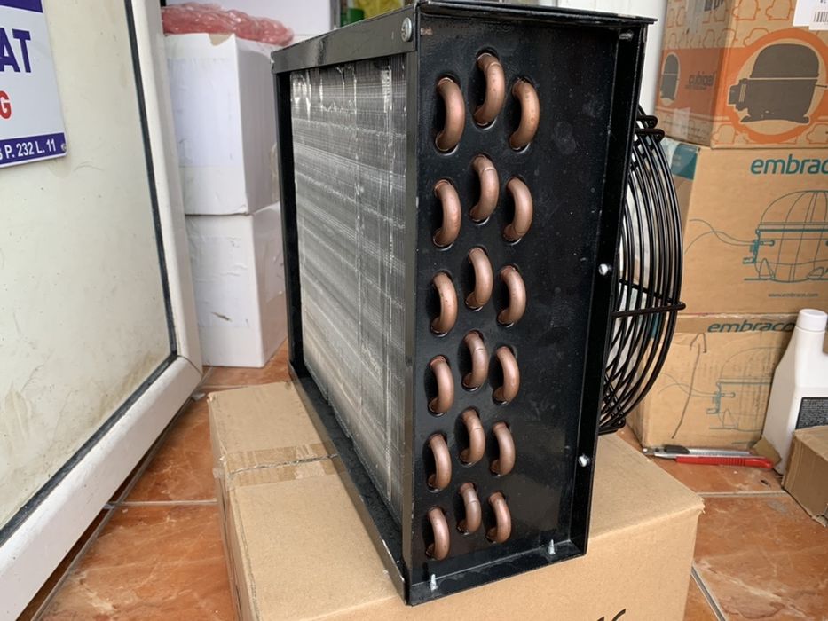 Condensator cu ventilator incalzitor radiator