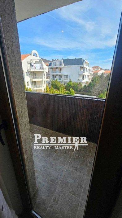 Продава се Тристаен апартамент в Свети Влас - 94 кв.м за 1277 €/кв.м - Снимка #2