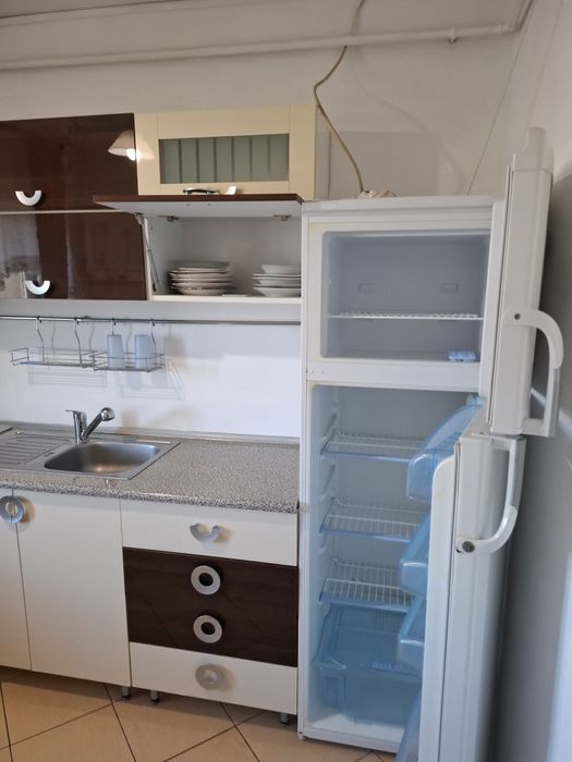Vand garsoniera 32 mp