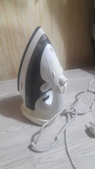 Продам утюг.Продам утюг