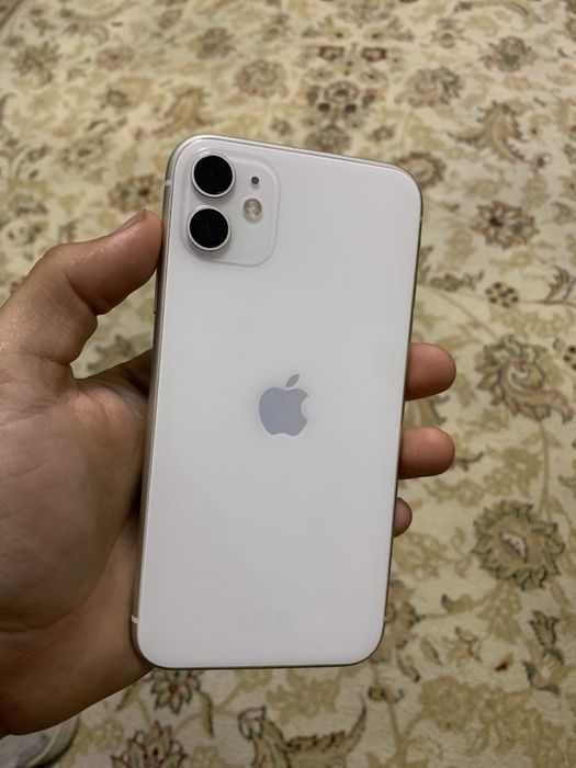 iPhone 11 128GB с коробкой
