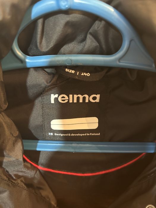Продам пуховик Reima