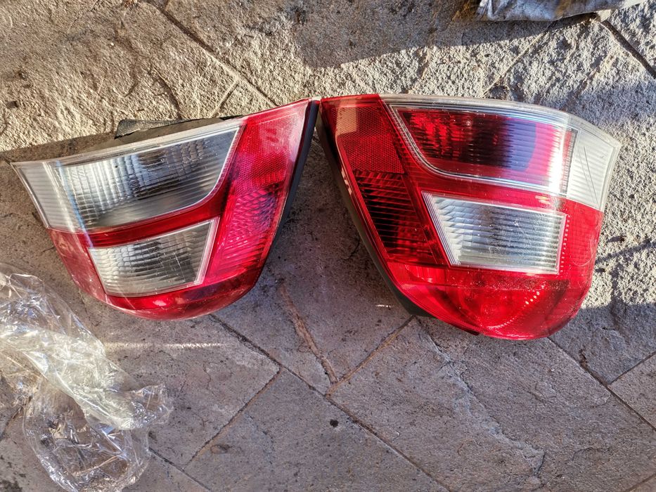 Ляв и Десен  L  R Стоп за Тойота Ярис / Toyota Yaris 2009