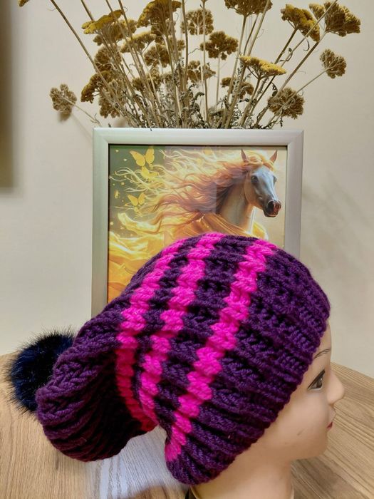 Вязаный берет. Лёгкий, теплый и аккуратный.